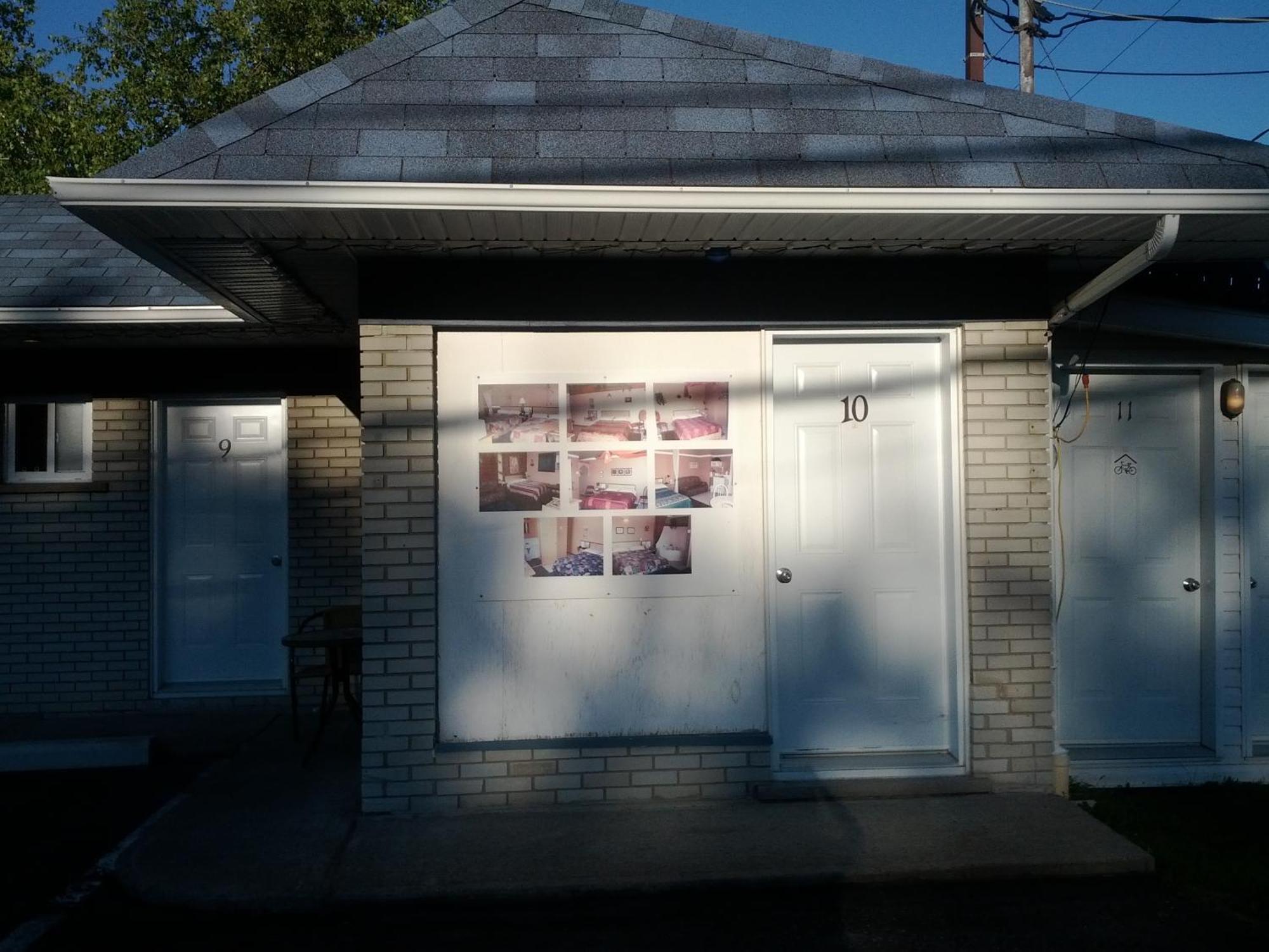 Motel Montgolfiere Jp Saint-Jean-sur-Richelieu Dış mekan fotoğraf