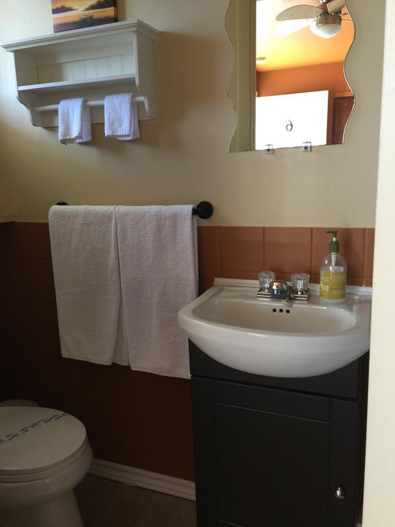 Motel Montgolfiere Jp Saint-Jean-sur-Richelieu Dış mekan fotoğraf
