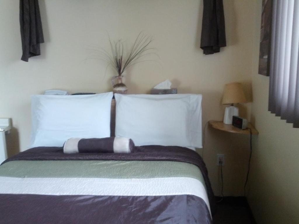 Motel Montgolfiere Jp Saint-Jean-sur-Richelieu Oda fotoğraf